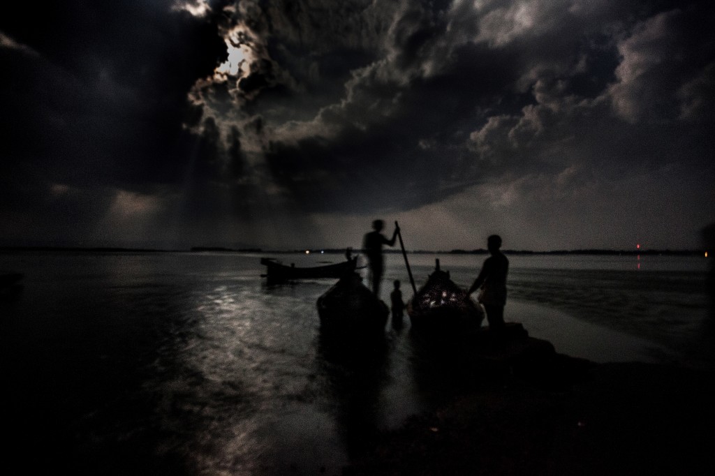 Boats used for fishing during the day are often the same ones smugglers use in the evenings to ferry Rohingya hoping to go onwards to Thailand and Malaysia. Photo by UNHCR/S. Alam/2014