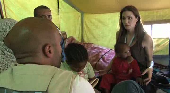 Tunisia: Angelina Jolie on the Libya Border