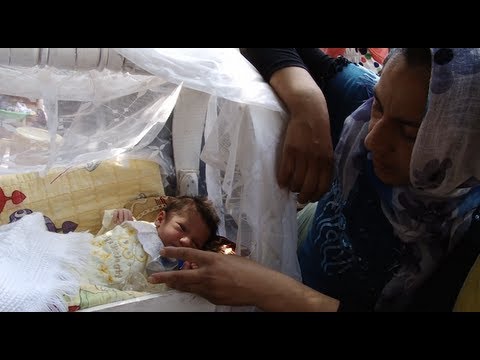 Iraq: Baby Hawler in Qushtapa Park 
