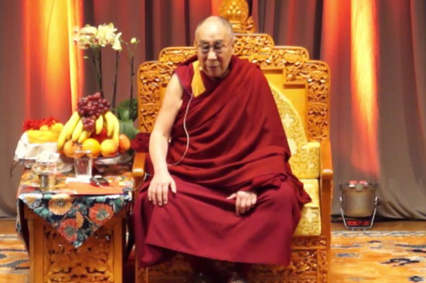 The Dalai Lama speaks to a Tibetan audience in Rochester, Minnesota, Sept. 30, 2015.
