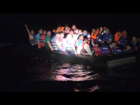 اليونان: خفر السواحل ينقذ اللاجئين في ليسفوس 