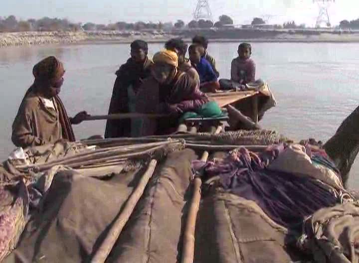 Pakistan: Boat People