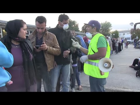 Germany: Refugees Crossing