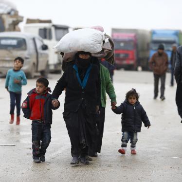 Turkey: Let Stranded Syrians Seek Protection