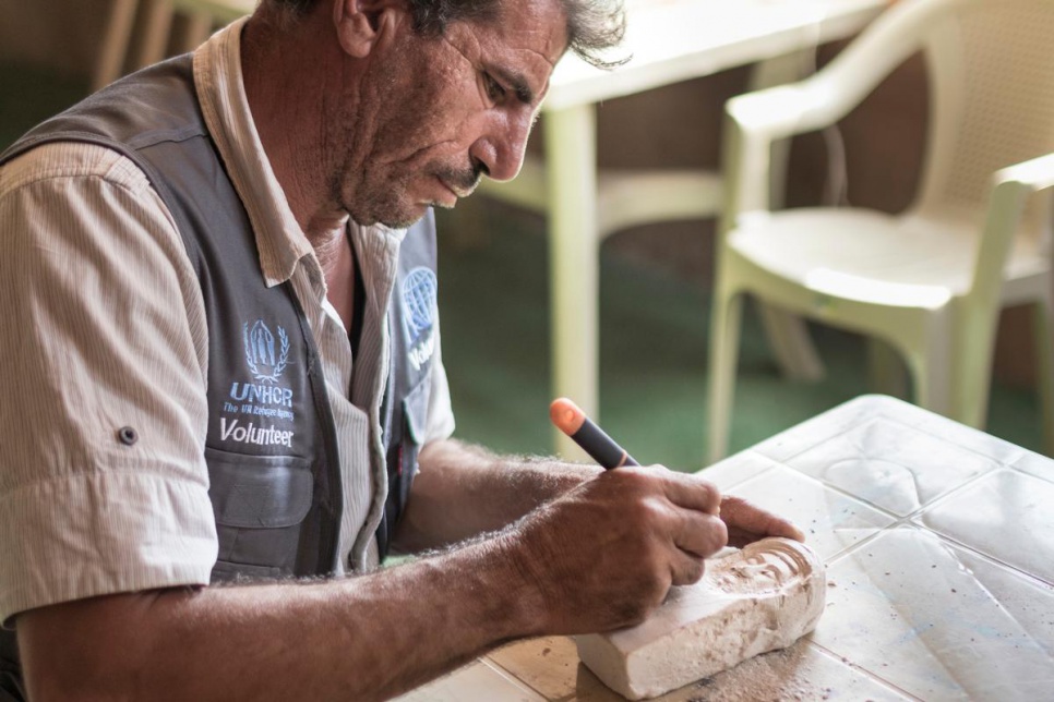 Ismail Hariri, 44, began sculpting at an early age. He worked as an interior designer before the conflict forced him to flee to Jordan with his wife and children in 2013.<br><br>After arriving in Za'atari, he was reluctant to take up sculpting again. But after hearing about the project he rediscovered his passion. He has been asked by UNHCR partner International Relief and Development to run art classes for 44 children at the community centre.