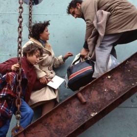 Italy. Albanians seeking asylum in Brindisi. (c) UNHCR / Enrico Dagnino / March 1991.