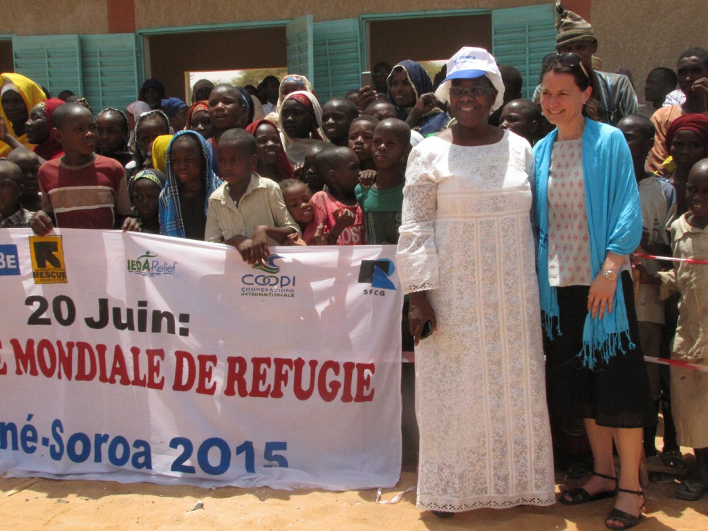 UNHCR Regional Representative for West Africa Liz Ahua and Deputy Assistant Secretary of State for BPRM Catherine Wiesner attend World Refugee Day celebrations in Mainéd-Soroa, in Niger's Diffa region. UNHCR / Ibrahim Abdou