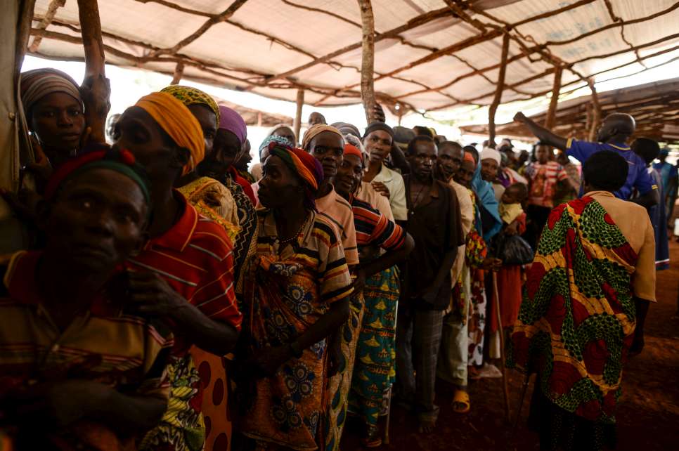 Refugees from Burundi queue to be registered in Nduta, Tanzania.