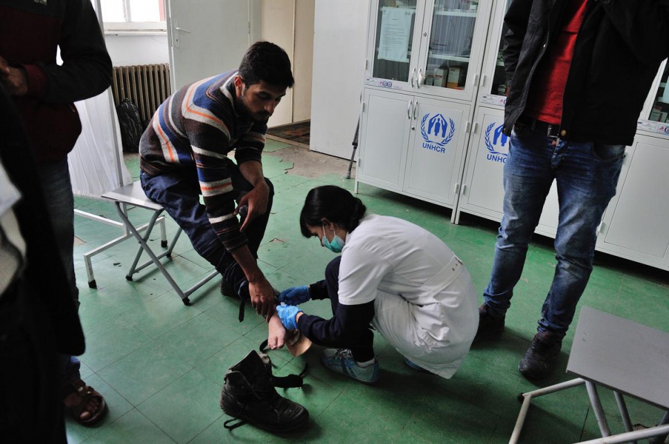 Gabriel* receives assistance at the medical unit at Presevo reception centre in Serbia. Refugees and migrants must pass through Presevo to register. They also receive clothing, food and medical treatment.<br><br><em>*not his real name</em>