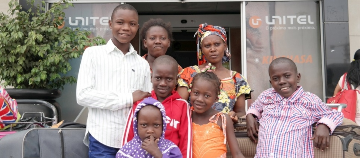 Rwandan refugees head home after a generation in Angola