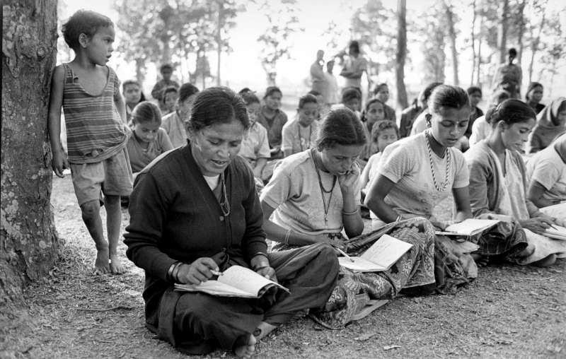 Certains des réfugiés originaires du Bhoutan ayant fini par séjourner dans sept camps dans l'est du Népal. Cette photo a été prise en 1992, mais un programme de rapatriement a été lancé fin 2007 et 40 000 réfugiés avaient été réinstallés fin 2010.