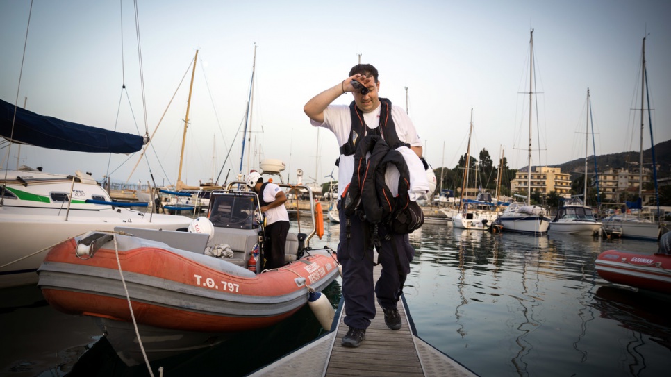 Konstantinos and other HRT volunteers complete a training exercise on the Greek island of Lesvos.