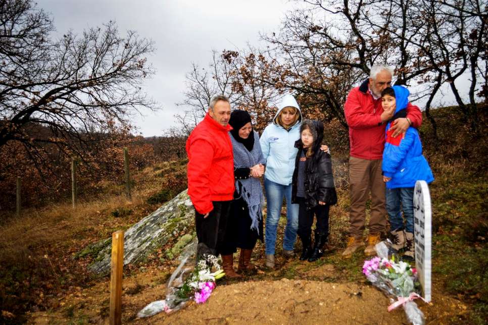 The Al-Hayek family visit Rand's grave for the last time with the Armpatzianis before leaving Greece for France.