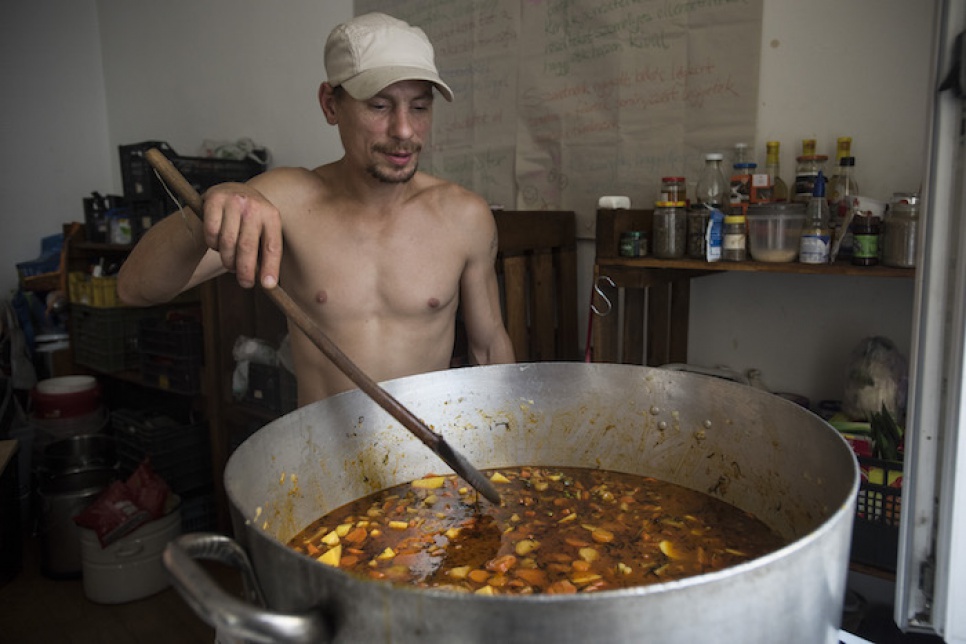 Ádám, a volunteer who used to be homeless, says it's much better to go to sleep when you helped someone during the day.