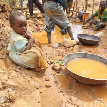 Tanzania: La peligrosa vida de los niños mineros de oro