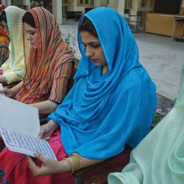 Pakistán debe proteger a estudiantes, docentes y escuelas frente a atentados