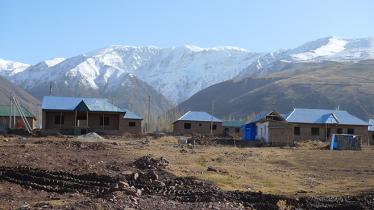 Таджикистан: Переселение в рамках строительства Рогунской ГЭС приводит к ухудшению качества жизни