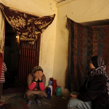 阿富汗：数百妇女、女孩因“道德罪”入狱