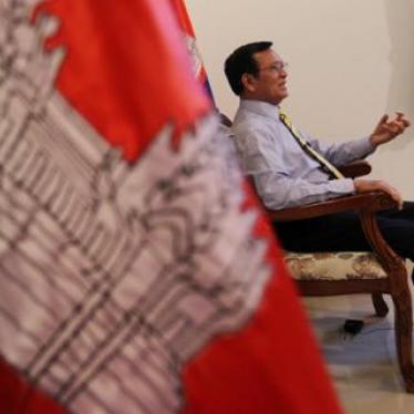 カンボジア：野党指導者の訴追を取り下げるべき