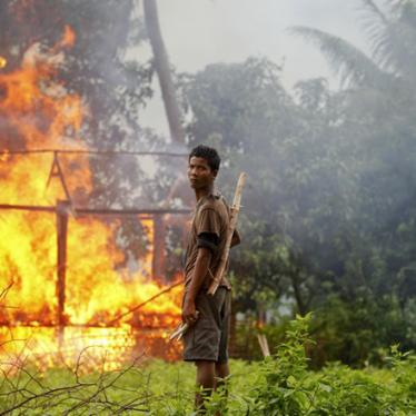 ビルマ：政府軍がロヒンギャ民族を標的に