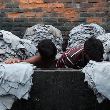 バングラデシュ：革なめし工場が引き起こす 労働者の健康被害　周辺環境の汚染
