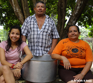 A panela de Elias