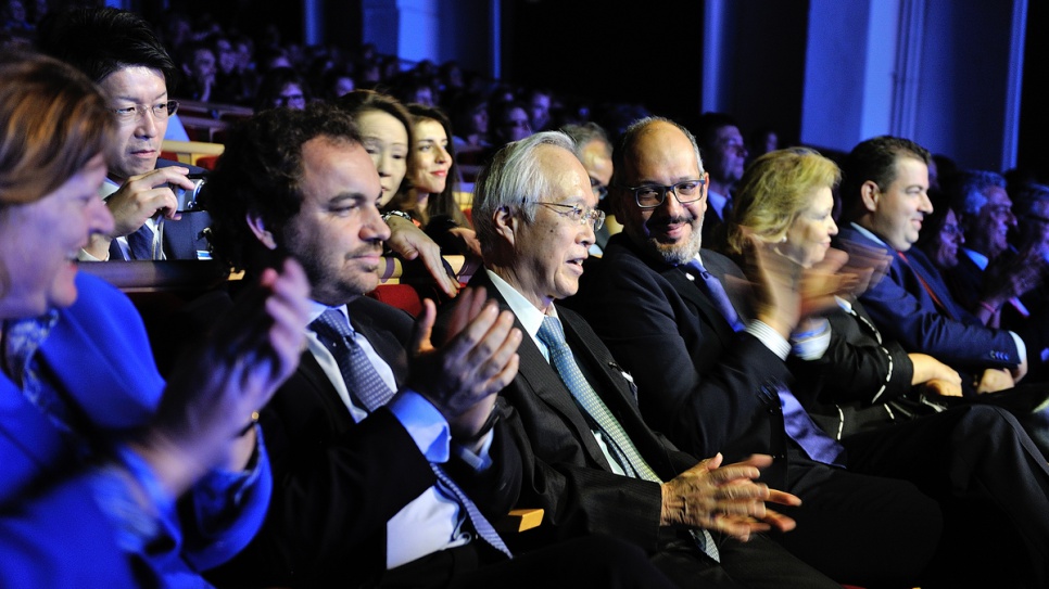 2006 Nansen Refugee Award winner, Dr Akio Kanai, attended the 2016 ceremony.