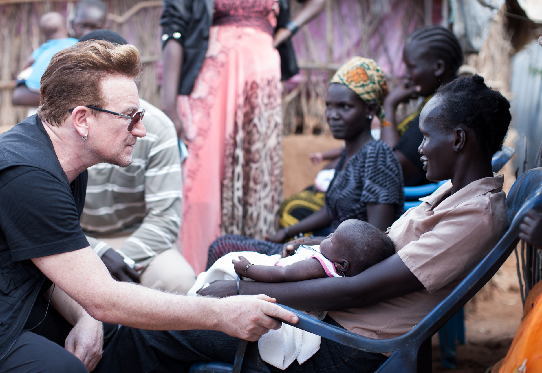 Bono Discusses Possible Solutions for Dadaab