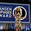 La presentadora de Euronews, Isabelle Kumar, dirige la Ceremonia del Premio Nansen en Ginebra, Suiza.