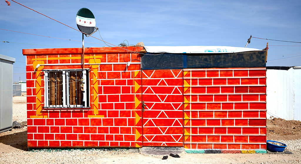 Photo of a painted shelter in Za'atari camp.