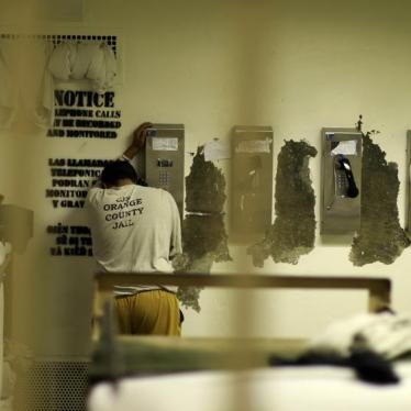 Extortionate Phone Fees Cut Off US Prisoners