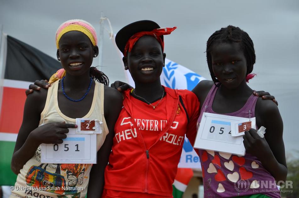 Female participants during the Dadaab Peace Race organized by Tegla Louroupe Peace Foundation and UNHCR