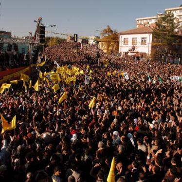 トルコ：クルド系抗議運動参加者の投獄に利用されるテロ対策法