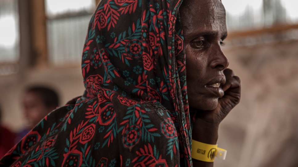 Aïcha Yussuf Abdi, 40 ans, et ses sept jeunes enfants ont fui la sécheresse en Somalie. 