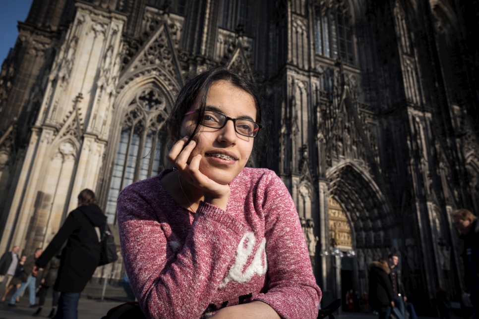 在輪椅上逃離敍利亞家園的女孩在德國的新希望