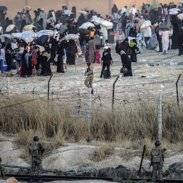 人権ウォッチ：ISISの侵攻により、16万5,000人のシリア人が封鎖されたトルコ国境で足止め