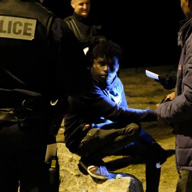 France : La police s’en prend aux migrants à Calais