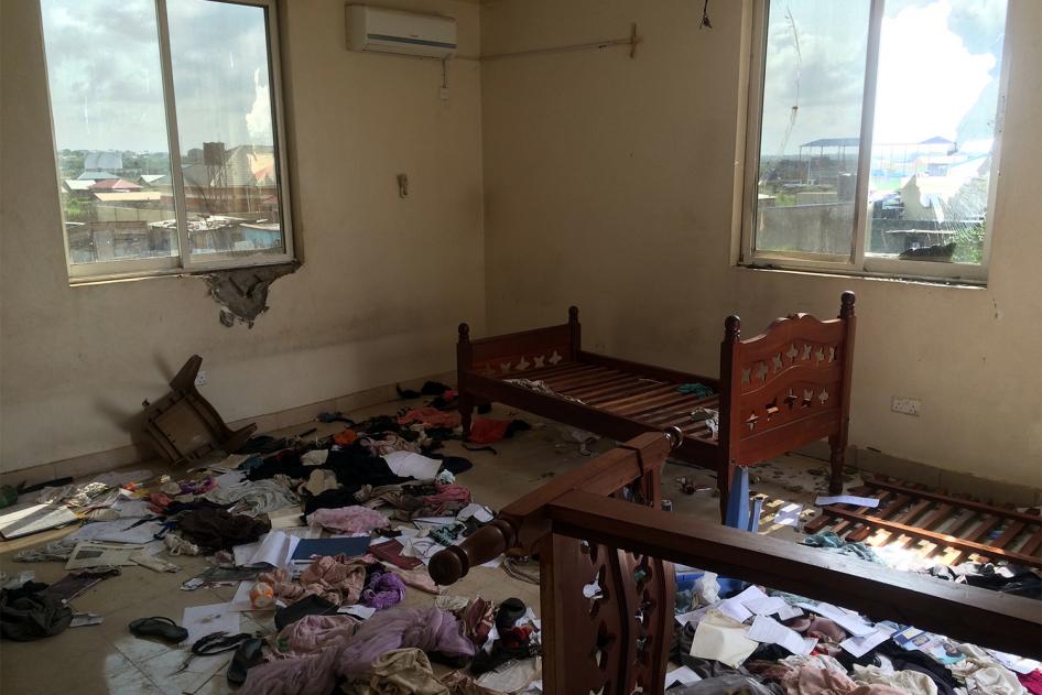 Une pièce pillée dans une maison attaquée par des forces gouvernementales dans le quartier de Munuki à Juba, Soudan du Sud, le 10 juillet 2016.