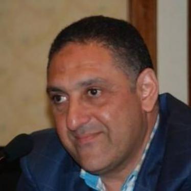 مصر: تدهور صحة صحفي معتقل