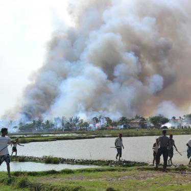 Burma: „Ethnische Säuberungen“ gegen Rohingya-Muslime beenden
