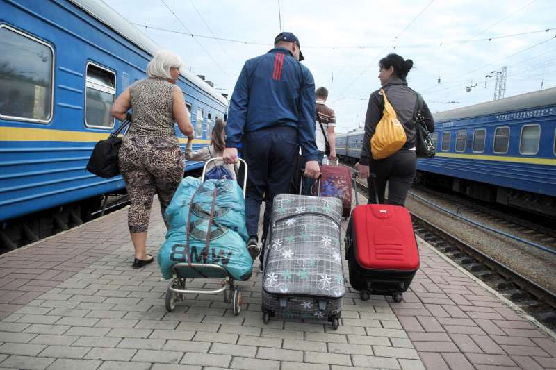 Number of displaced inside Ukraine more than doubles since early August to 260,000