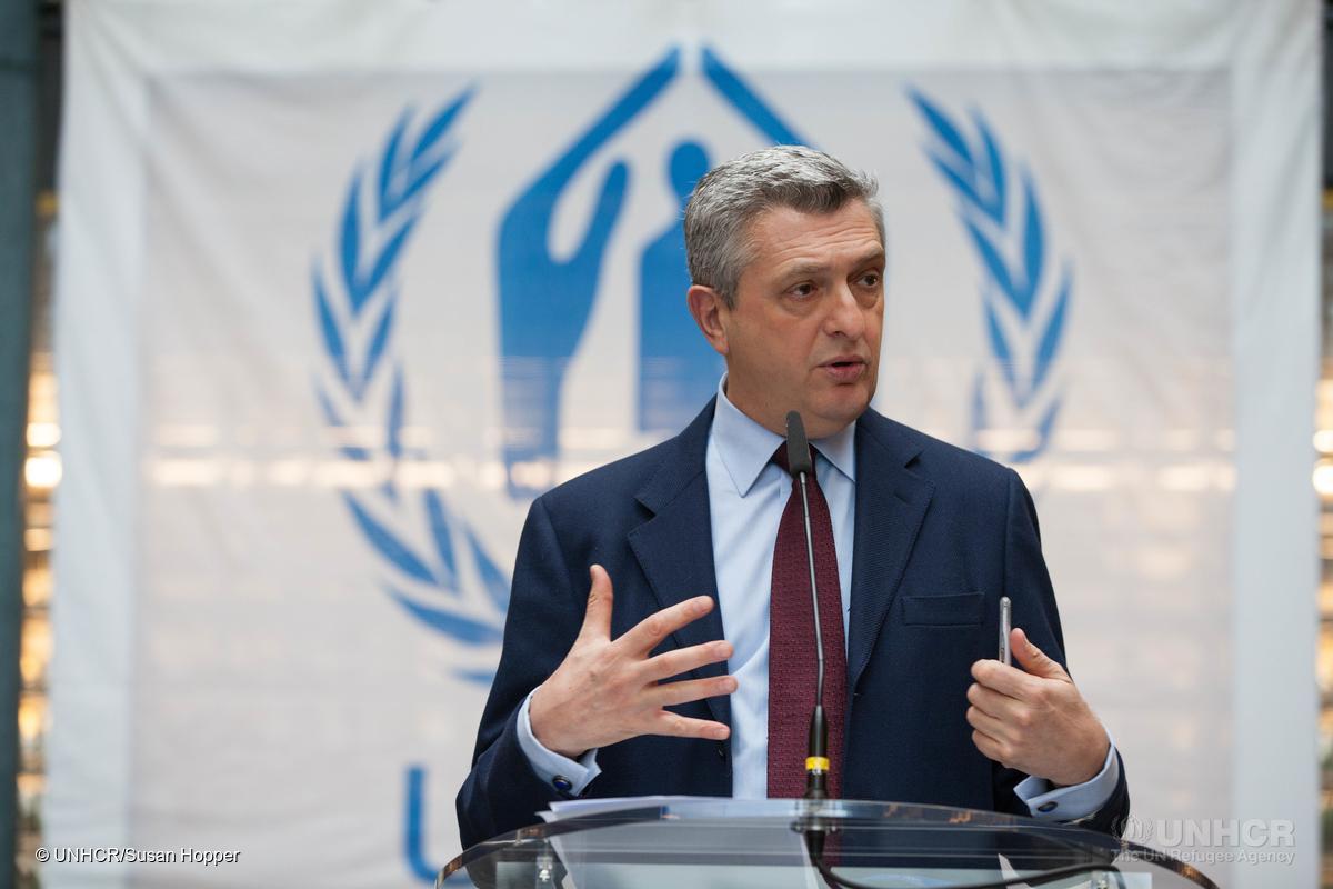 High Commissioner Filippo Grandi addresses UNHCR staff in the headquarters atrium.