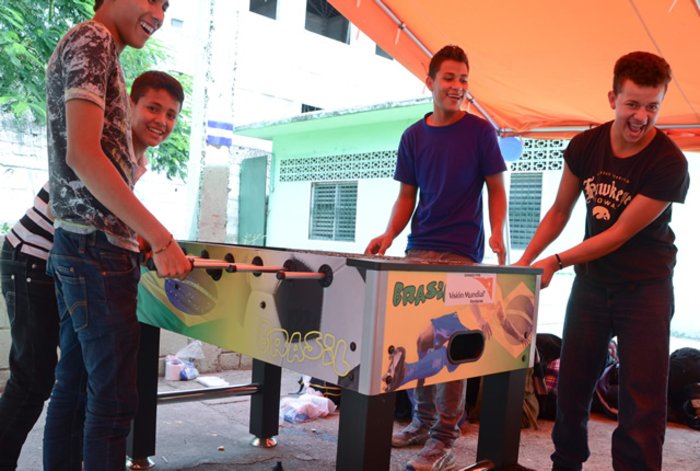 Bub, Edén, Honduras, Migrant, San Pedro Sula, Tischfußball