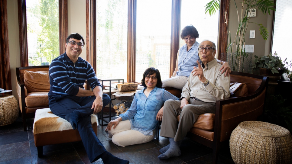 From left to right: Naeem, Sameena, Zarina and Mohamed Ali. © UNHCR/Annie Sakkab