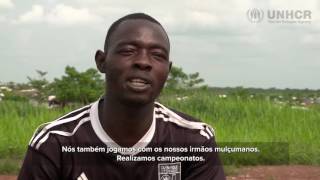 Jogador de futebol refugiado da República Centro-Africana, manda mensagem de apoio ao #TeamRefugees