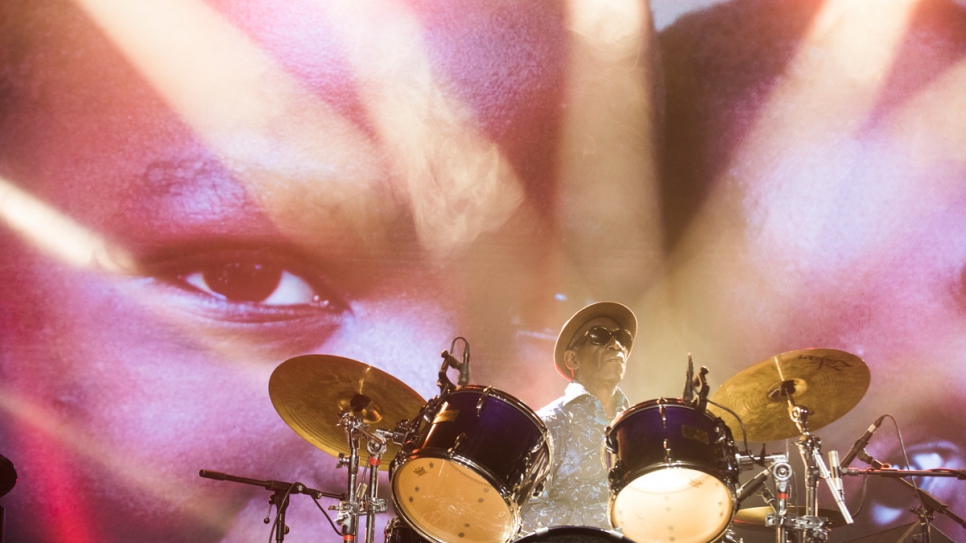 Tony Allen, who hails from Nigeria and is one of the greatest drummers of all time, performs a tribute in honour of the Nansen Aard winner.