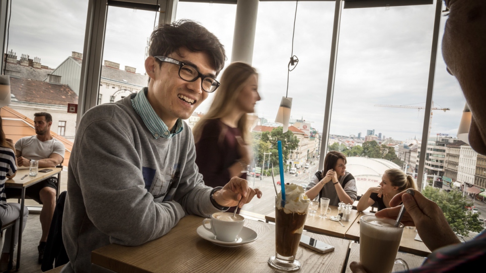 Mojtaba Tavakoli in a Viennese coffee house.