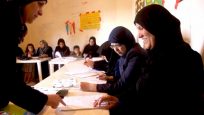 Alphabetisierung öffnet neue Türen für syrische Frauen im Libanon