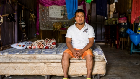 Guatemala. Volunteer shelters families fleeing street gangs