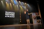 Cérémonie de remise de la distinction Nansen pour les réfugiés du HCR à Genève, Suisse : Isabelle Kumar, présentatrice d'Euronews, anime la cérémonie 2013. 